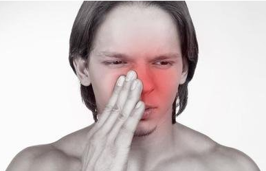 澳门新京棋牌：怎样预防过敏性鼻炎？