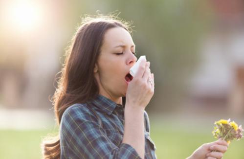 澳门新京棋牌：鼻炎的症状对日常生活的影响有哪些？